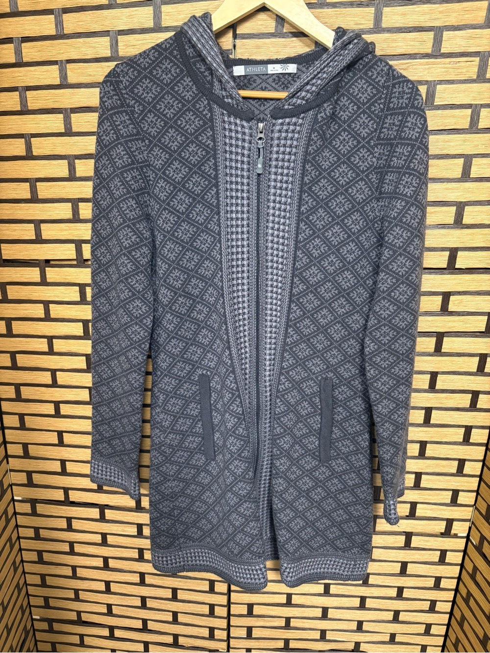 Athleta gray zip up hooded sweater dress size medium